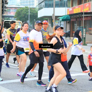Runner Photo 4888490