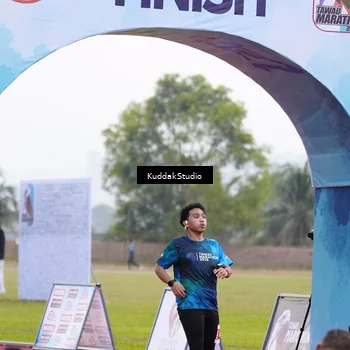 Runner Photo 4888532