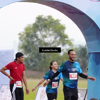 Runner Photo 4888549
