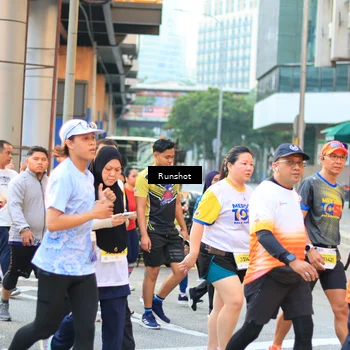 Runner Photo 4888563