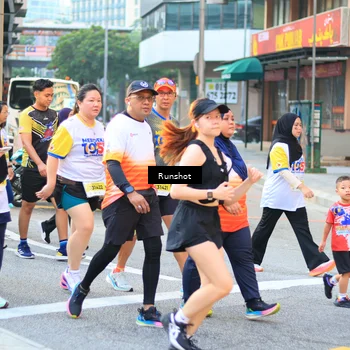 Runner Photo 4888573