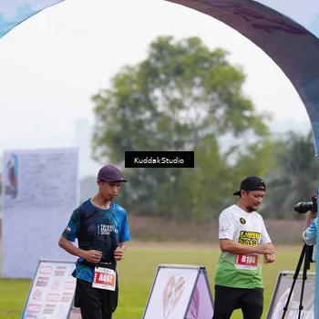 Runner Photo 4888633