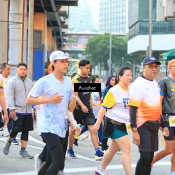 Runner Photo 4888675