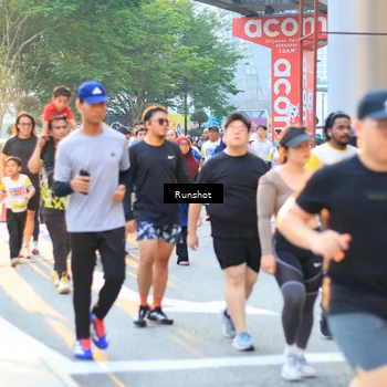 Runner Photo 4888681