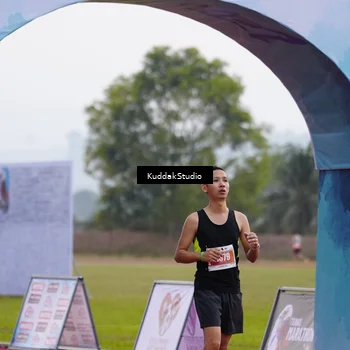 Runner Photo 4888723