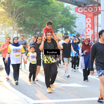 Runner Photo 4888922