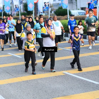 Runner Photo 4888975