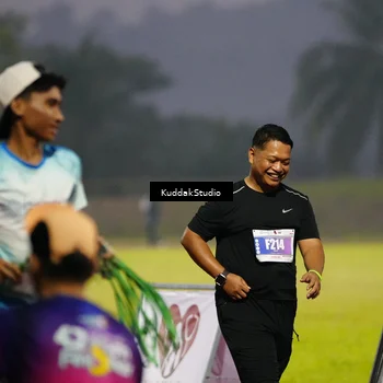 Runner Photo 4889260