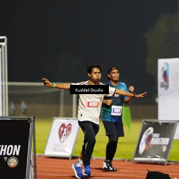 Runner Photo 4889481