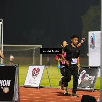 Runner Photo 4889493