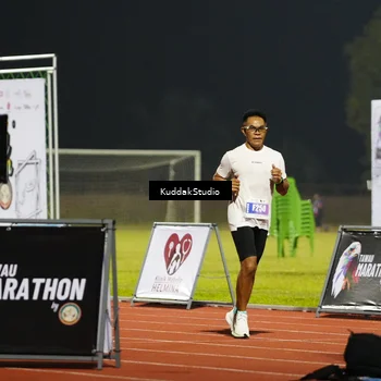 Runner Photo 4889605