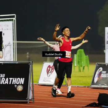Runner Photo 4889609