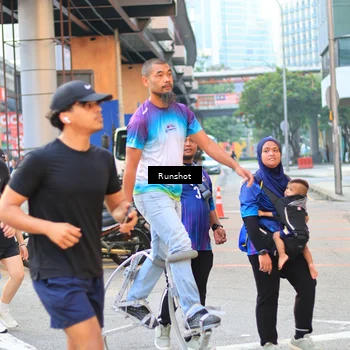Runner Photo 4889674