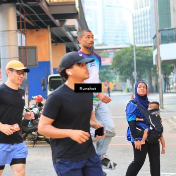 Runner Photo 4889693