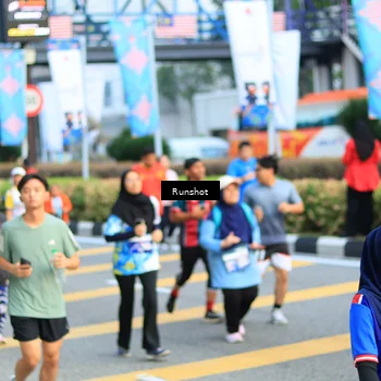 Runner Photo 4889863