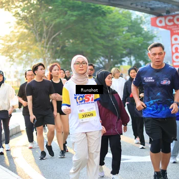 Runner Photo 4889893