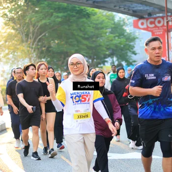 Runner Photo 4889898