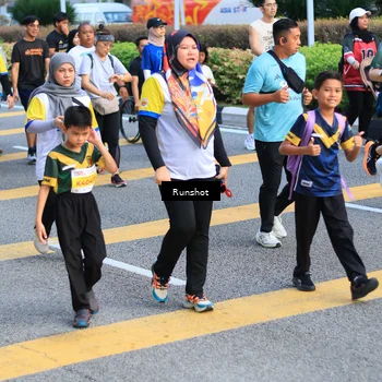 Runner Photo 4889911