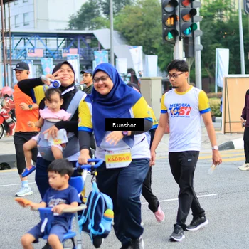Runner Photo 4890052