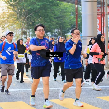 Runner Photo 4890119