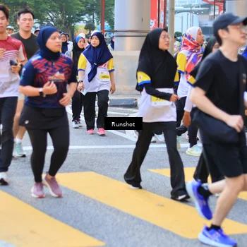 Runner Photo 4890256