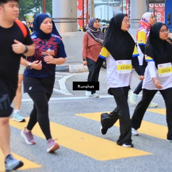 Runner Photo 4890266