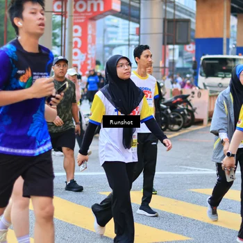Runner Photo 4890346