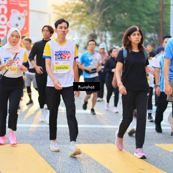 Runner Photo 4890415
