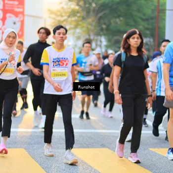 Runner Photo 4890424