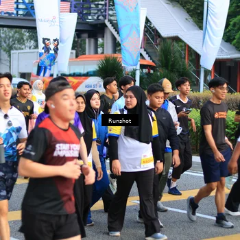 Runner Photo 4890448
