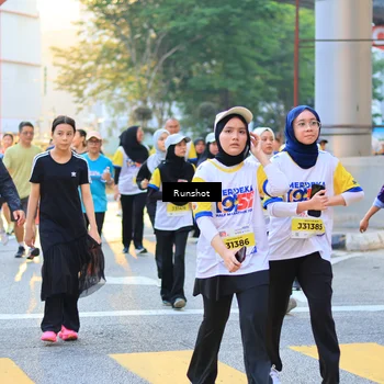 Runner Photo 4890466