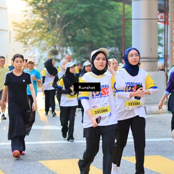 Runner Photo 4890476