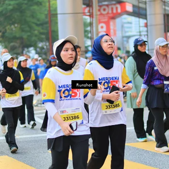 Runner Photo 4890513