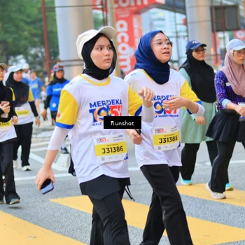 Runner Photo 4890514