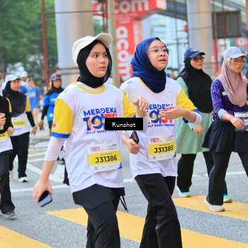 Runner Photo 4890524