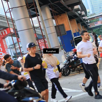 Runner Photo 4890598