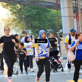 Runner Photo 4890775