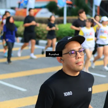 Runner Photo 4890858