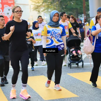 Runner Photo 4890888