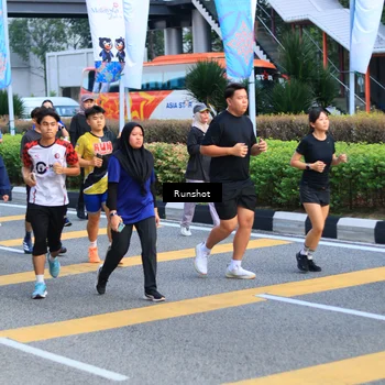 Runner Photo 4891172