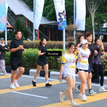 Runner Photo 4891348