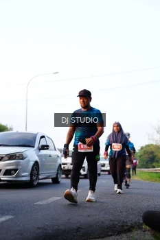 Runner Photo 4891356