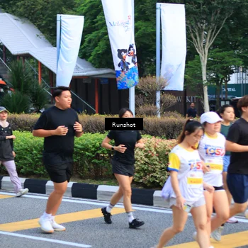 Runner Photo 4891644