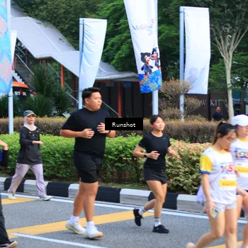 Runner Photo 4891724