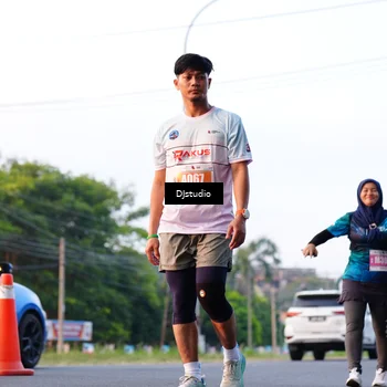 Runner Photo 4892060
