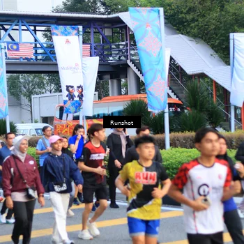 Runner Photo 4892106