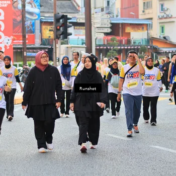 Runner Photo 4892137
