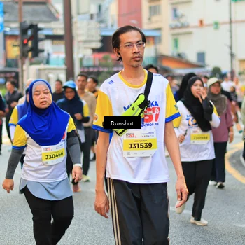 Runner Photo 4892311