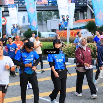 Runner Photo 4892855