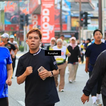 Runner Photo 4892883